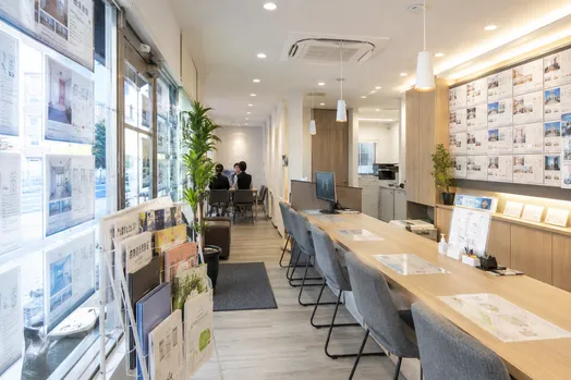 不動産の店内・現場のようす